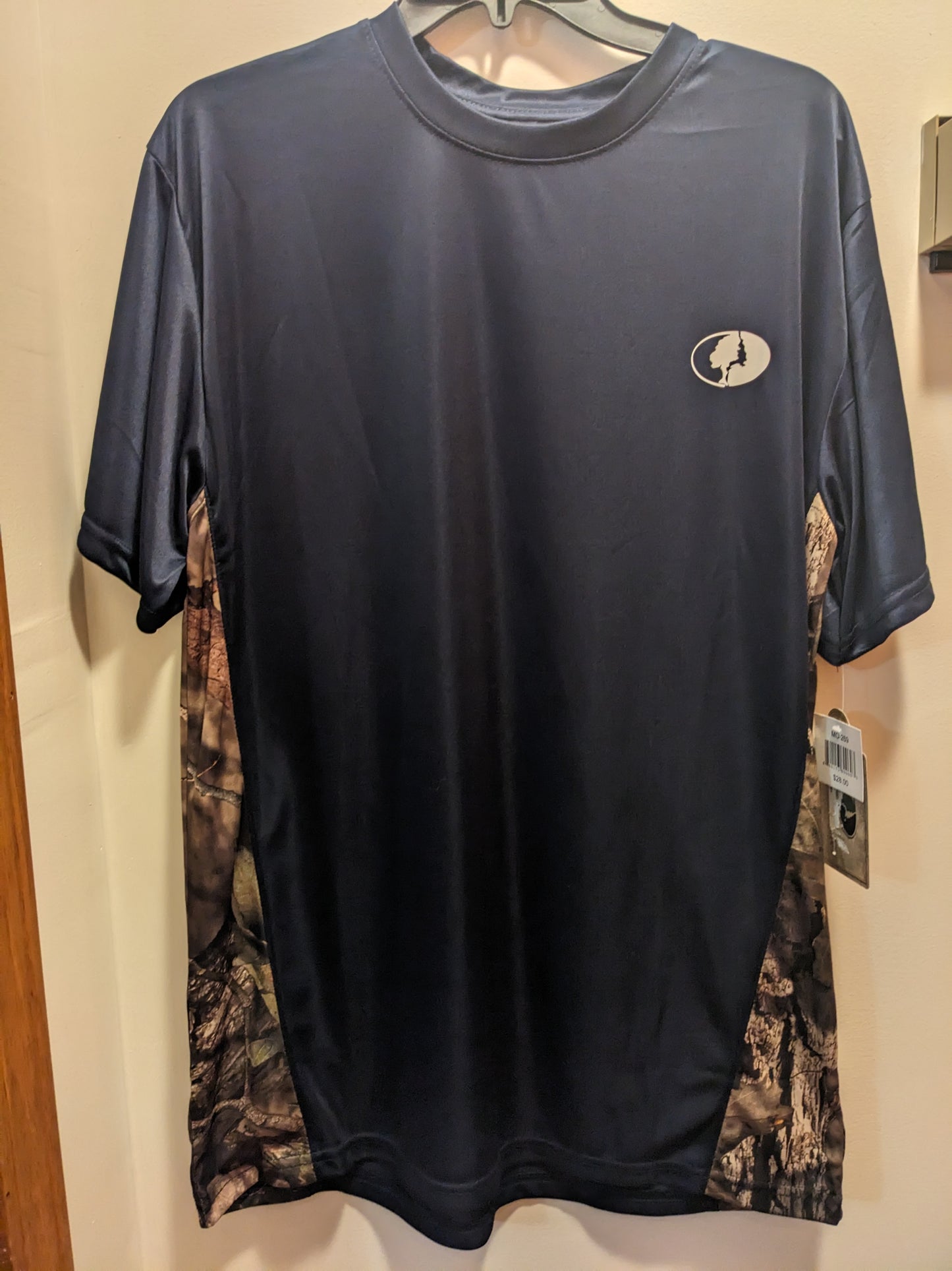 Mossy Oak Mens large blue short sleeved athletic fabric shirt NWT